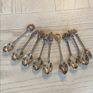 Vintage Silver Collector Spoon Set
